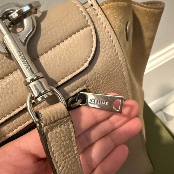 Céline trapeze bag in beige - Picture 8 of 14